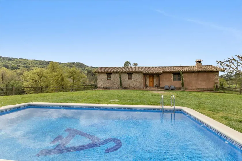 Voll ausgestattetes Ferienhaus mit privatem Pool, Garten und Terrasse | Flussblick | Haustierfreundlich - Image 1