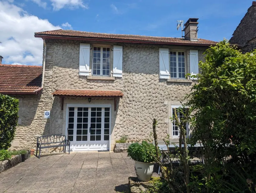 Bellissimo gîte con terrazza e giardino - Image 1