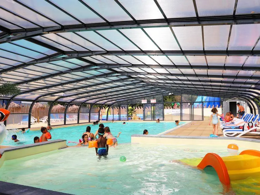 Familienorientiertes charmantes Mobilheim mit Terrasse und beheiztem Pool | Haustiere sind willkommen - Image 1