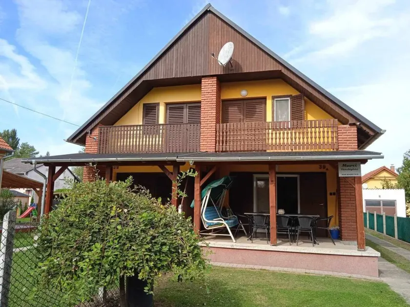 Ferienhaus mit Terrasse, privatem Pool und Garten - Image 1