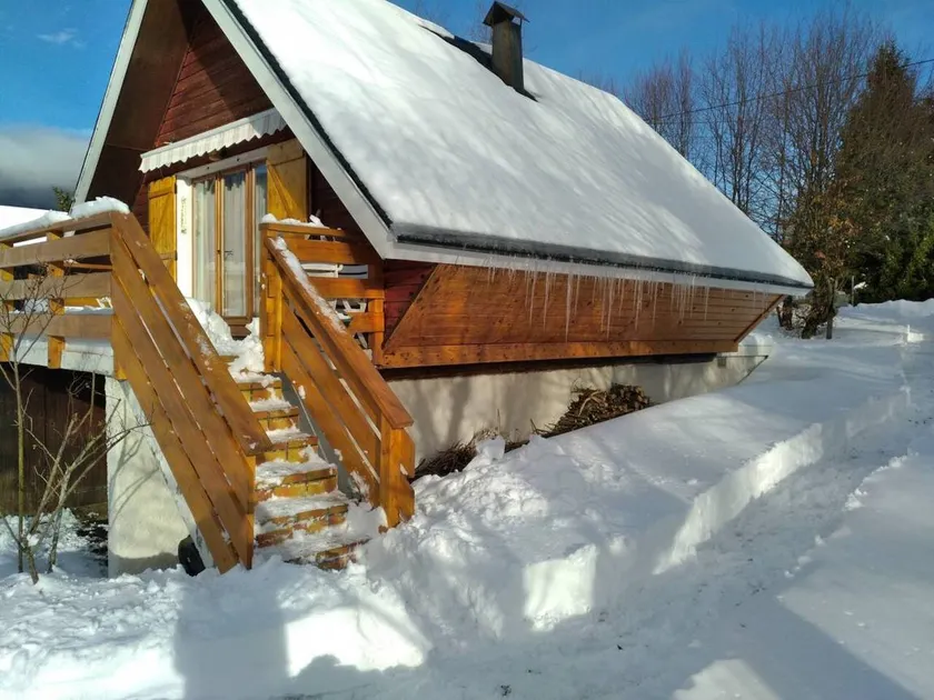Chalet with BBQ, terrace & garden | Mountain view - Image 1