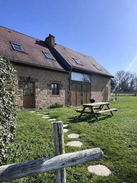 Nice gite with pool, barbecue & garden | Pets allowed - Image 1