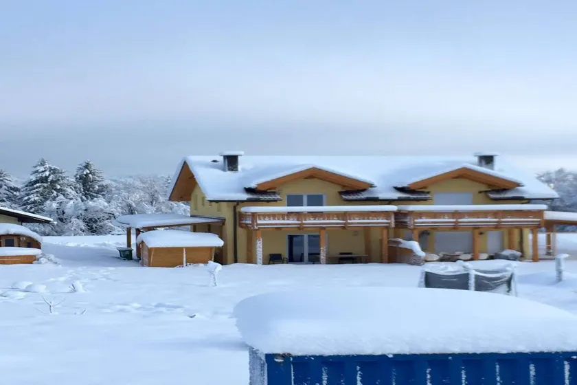 Family-oriented house with sauna, terrace & garden | Mountain view | Next to the ski | Perfect for remote work | Pet-friendly - Image 1