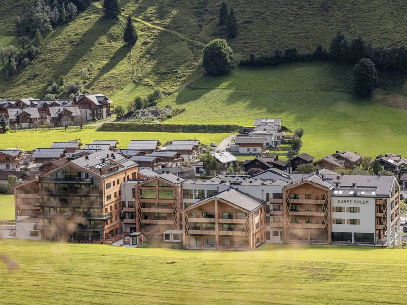 Meraviglioso appartamento con sauna, piscina riscaldata e terrazza | Vista sulla montagna | Sci vicino - Image 1
