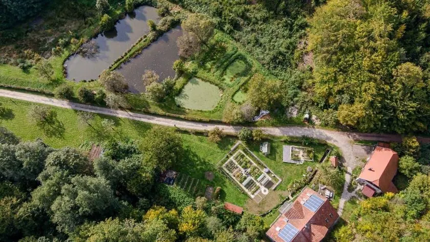 Fantastico appartamento totalmente attrezzato con piscina, giardino e griglia | Adatto per il telelavoro - Image 1