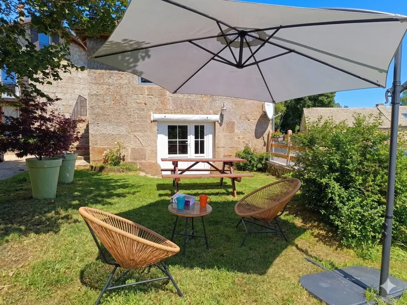 La Ch'tiote Meizou – Gîtes de Mazalibrand, private garden, peaceful setting - Image 1
