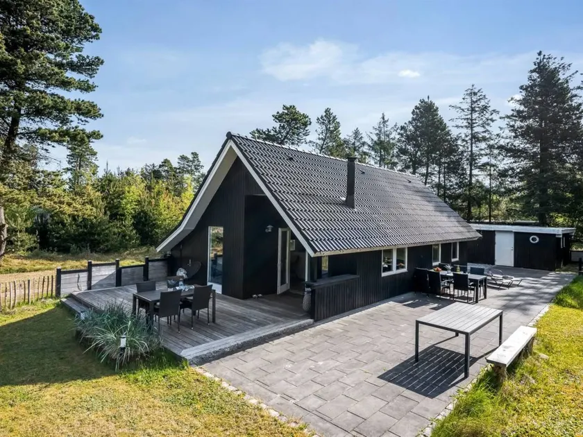 "Ottil" - 1.5km from the sea - Image 1