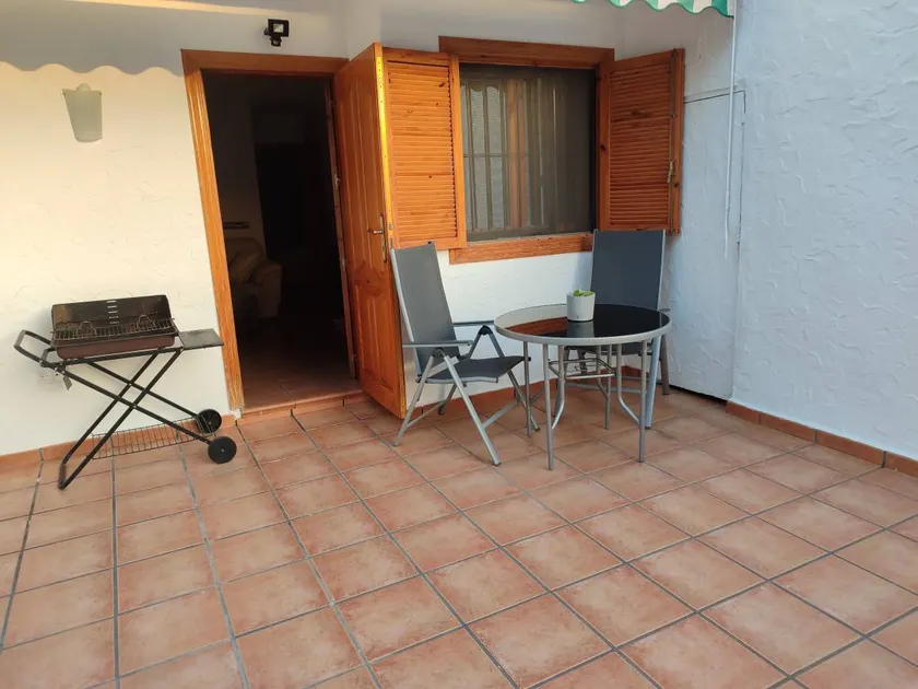 Child-friendly holiday home with garden & barbeque | Garden view | Beach nearby | Perfect for remote work - Image 1