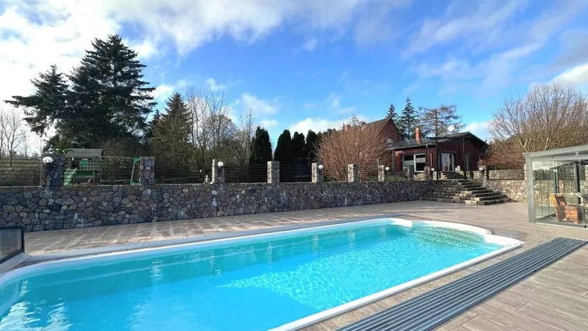 Ferienhaus mit Pool, Garten und Sauna | Poolblick - Image 1