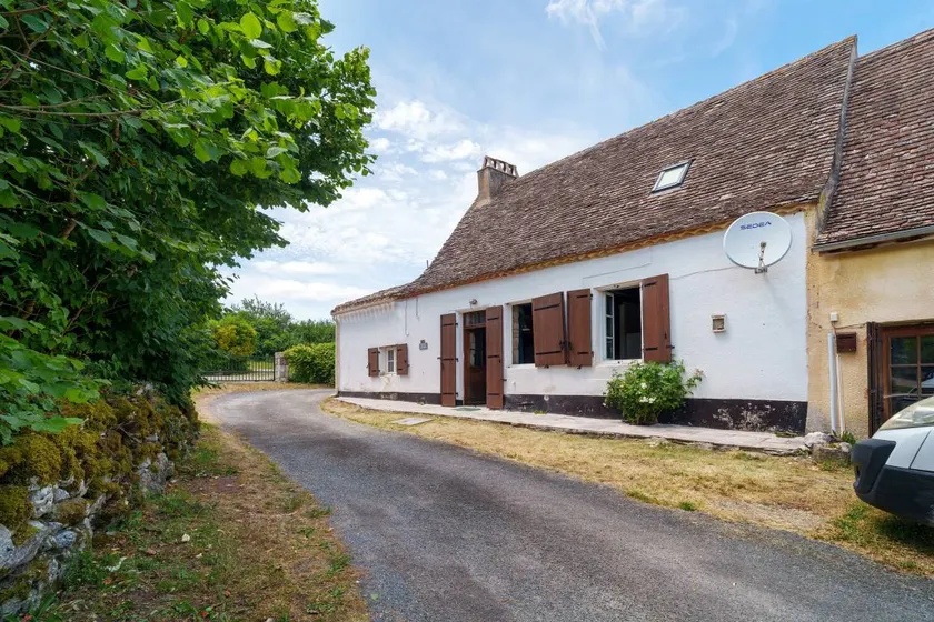 House with terrace & BBQ - Image 1