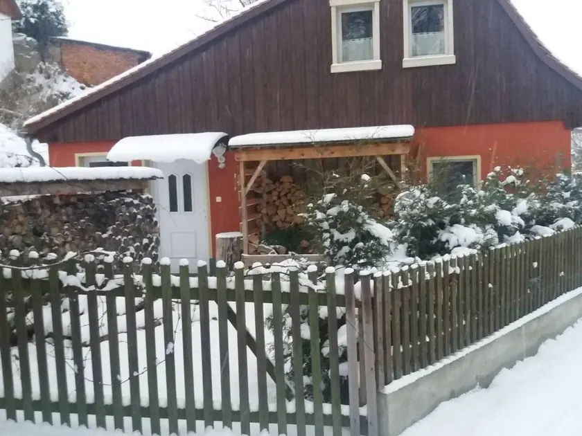 Holiday home with sauna & BBQ - Image 1