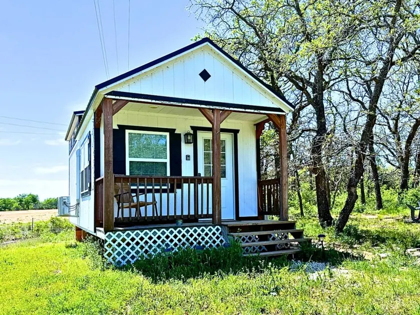 6 Tiny Home Tiny Town at Historic Hico Ranch and RV Park & Horse Motel - Image 1