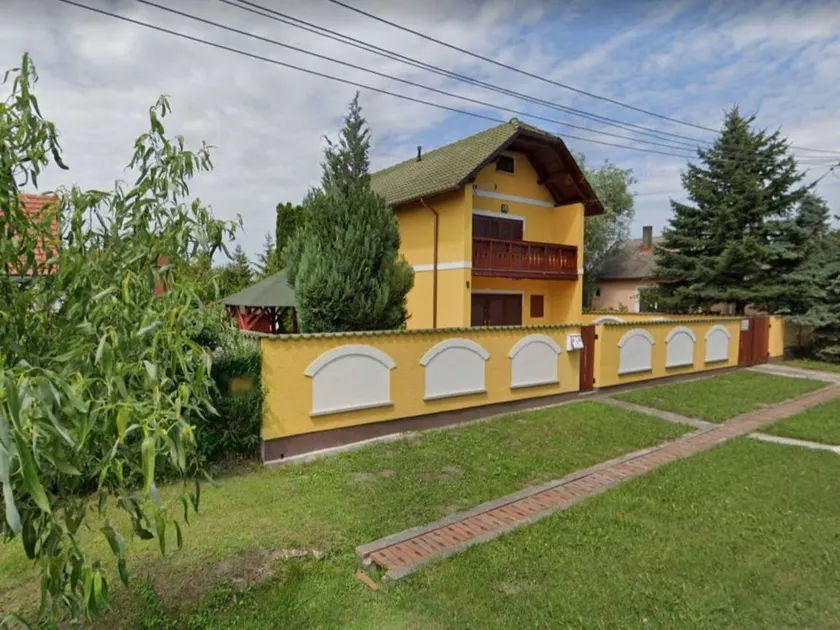 Ferienvilla mit Garten, Grill und Terrasse - Image 1