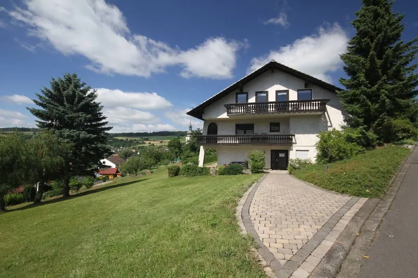 Fully equipped beautiful holiday home with terrace, sauna & garden | Dogs allowed - Image 1