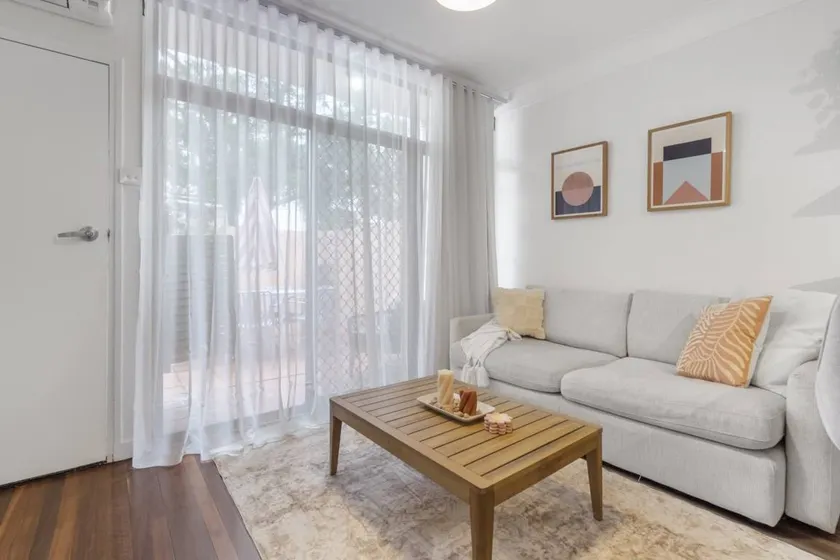 Flat with terrace | Suitable for remote work - Image 1