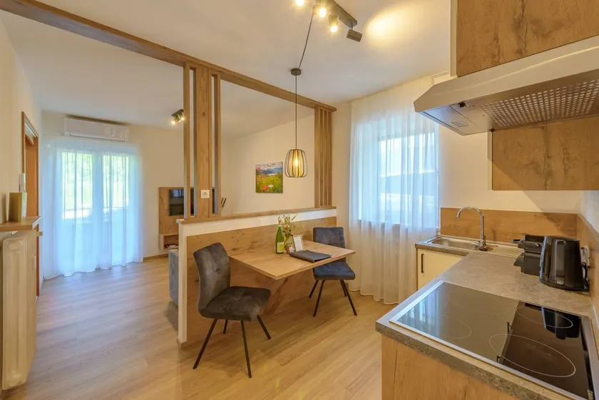 Beautiful flat | Mountain view - Image 1