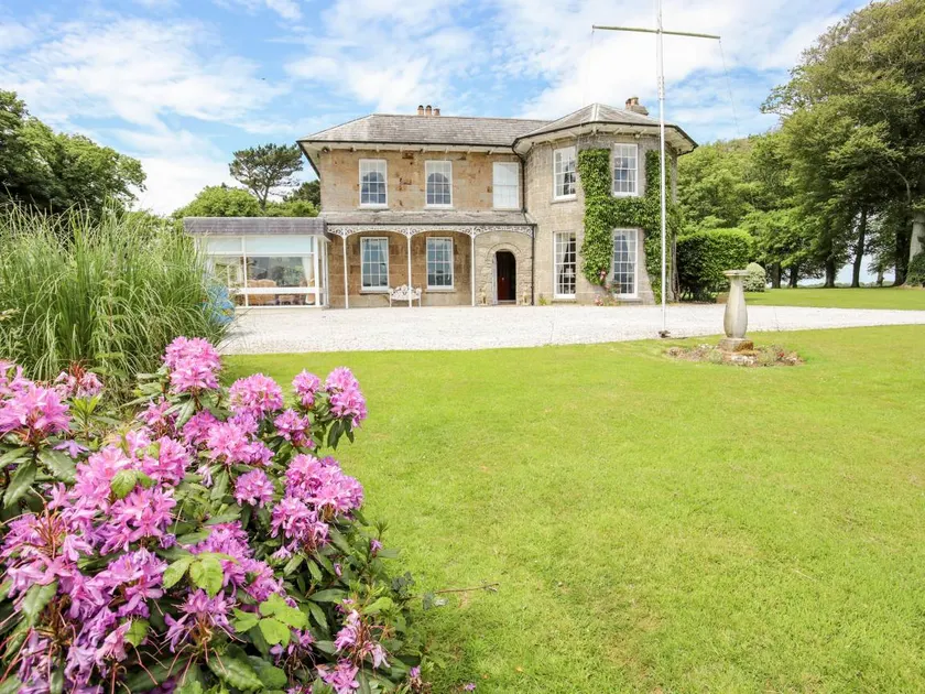 Child-friendly charming cottage with garden | Pet-friendly - Image 1