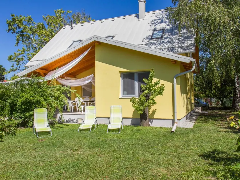 Pleasant house with terrace, barbecue & garden | Pets are welcome - Image 1