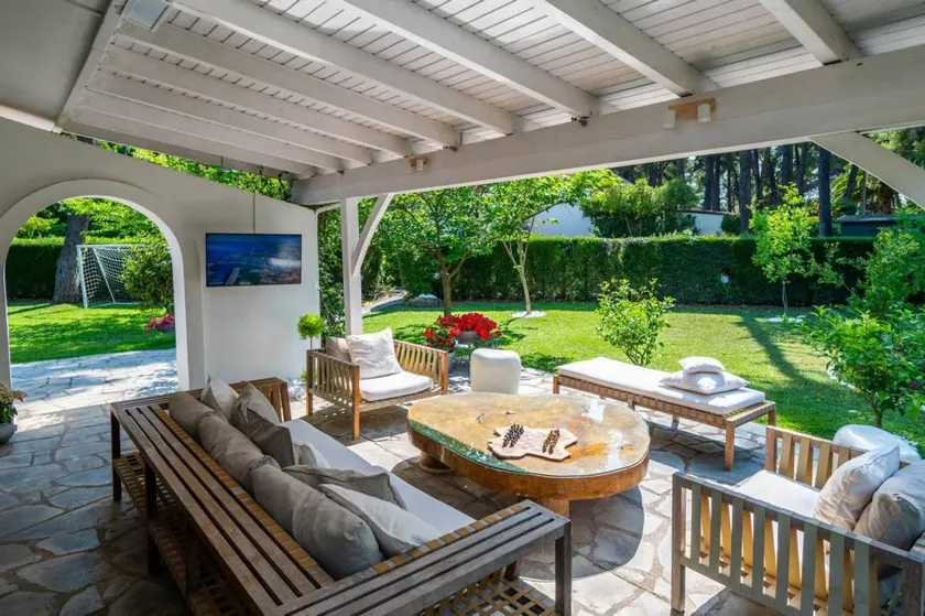 Children-friendly nice villa with garden, pool & barbecue | Garden view | Good for workation | Pets allowed - Image 1