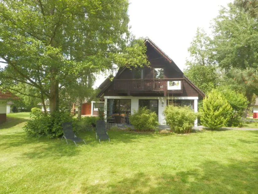 House with terrace, garden & BBQ | Nature view | Pet-friendly - Image 1