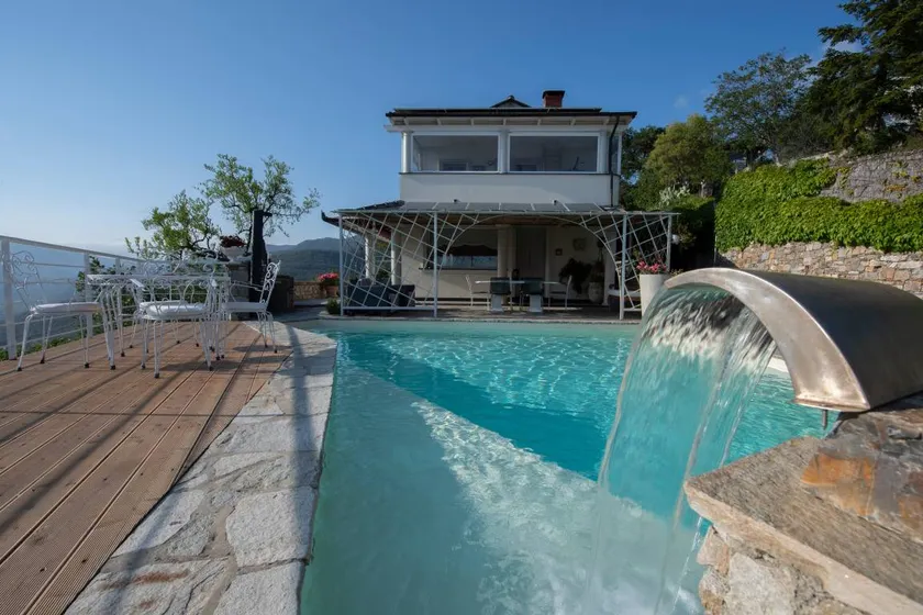 Fully equipped spacious villa with private pool, terrace & garden | Sea view | Perfect for remote work - Image 1