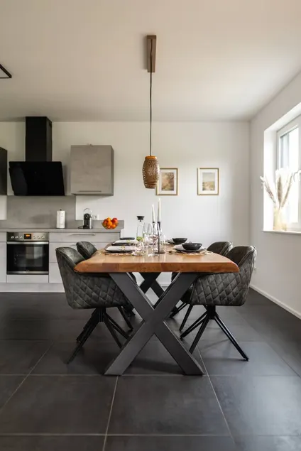 Family-oriented charming flat with sauna | Mountain view - Image 1