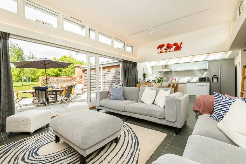 Voll ausgestattetes Landhaus mit Grill und Terrasse | Hunde erlaubt - Image 1