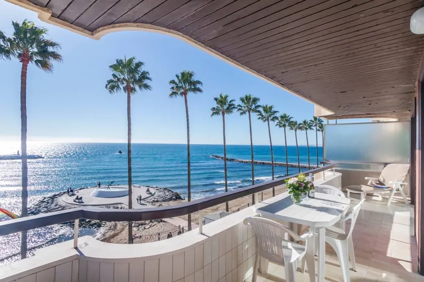 Familienorientierte gemütliche Ferienwohnung mit Pool, Terrasse und schnellem Internet | Meerblick | Nah am Strand - Image 1