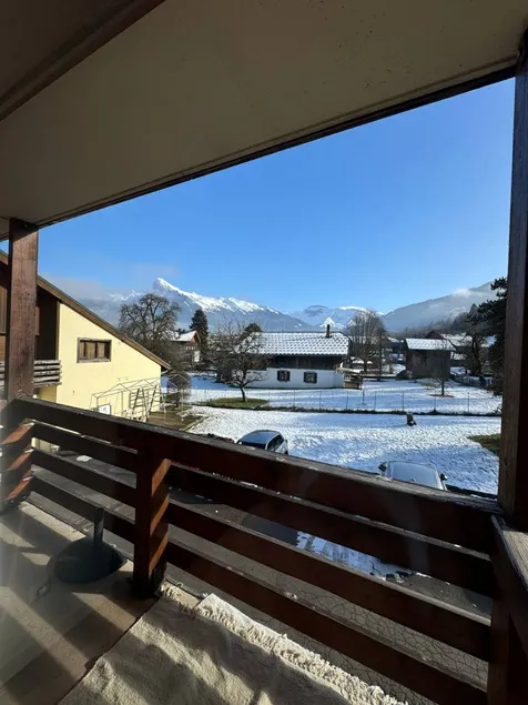 Flat | Mountain view - Image 1