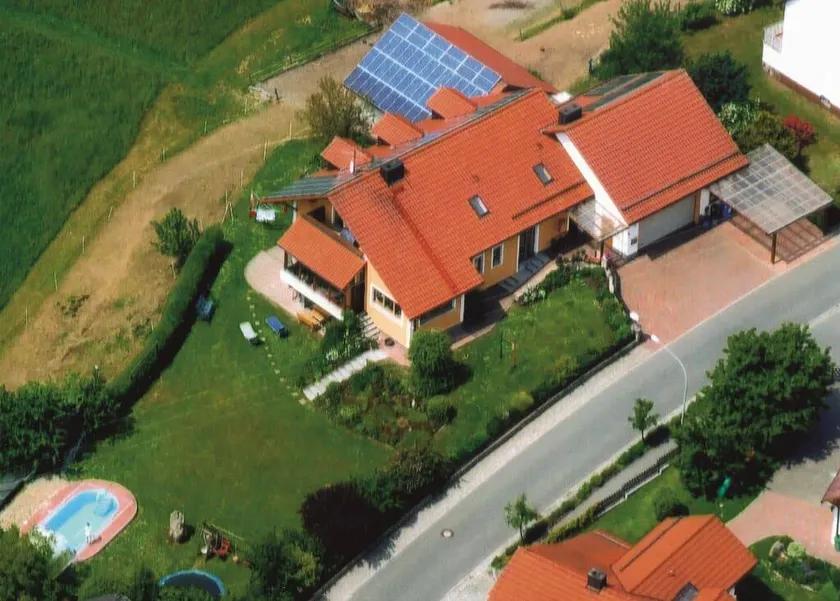 Familienorientiertes schönes Apartment mit Grill, Pool und Terrasse | Gartenblick - Image 1