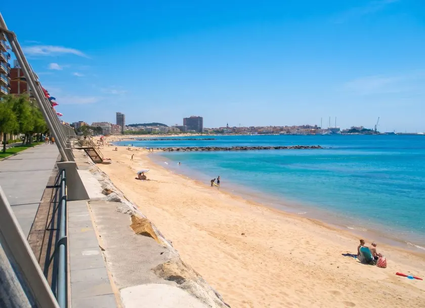 Lovely apartment | Sea view | Next to the beach - Image 1