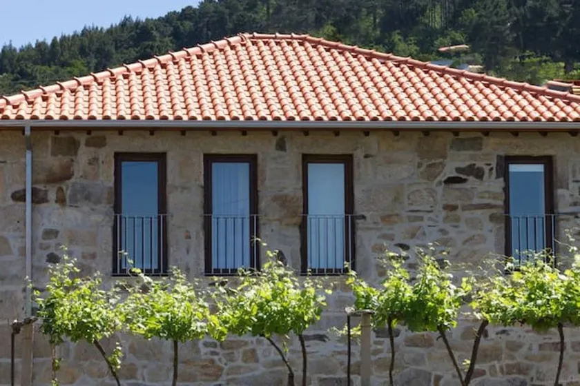 Spacieuse maison entièrement équipée avec terrasse et barbecue | Idéale pour le télétravail - Image 1