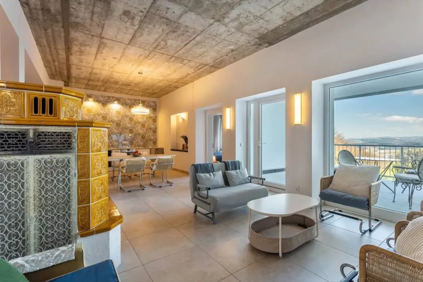 Holiday apartment with garden & barbeque | Mountain view - Image 1