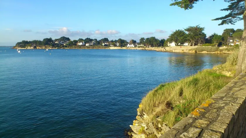 Children-friendly charming flat with terrace, barbeque & garden | Sea view | Close to the beach | Suitable for remote work - Image 1