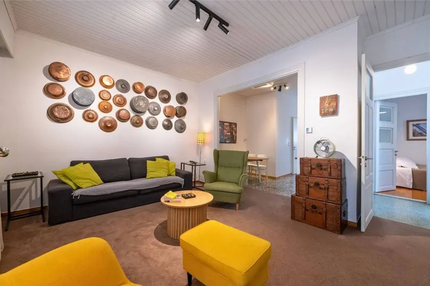 Holiday apartment with garden, barbeque & terrace | City view - Image 1