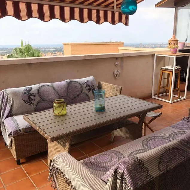 Holiday apartment with terrace - Image 1