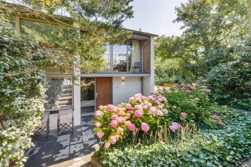 Beach House Amsterdam - Image 1