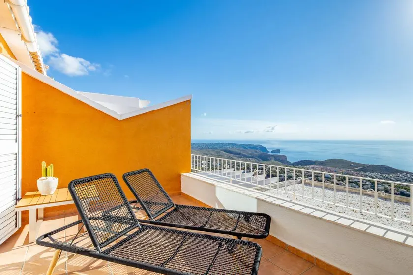 Apartment 'Vistamar 96' with Sea View, Wi-Fi and Air Conditioning - Image 1