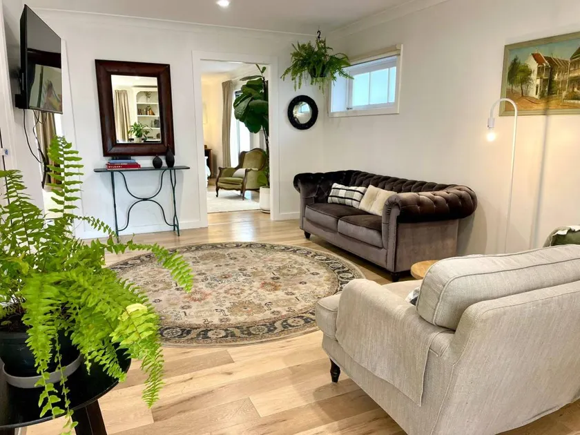 House with garden, BBQ & terrace | Garden view - Image 1