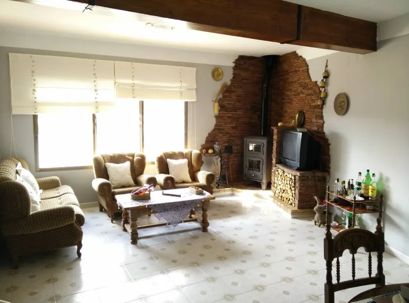 Maison avec barbecue et terrasse | Vue montagne | Parfaite pour le travail à distance - Image 1