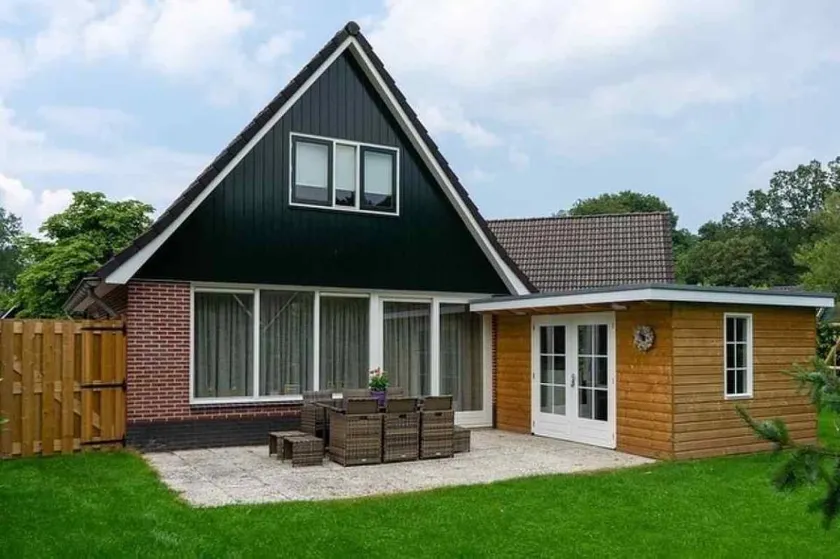 Family-oriented holiday home with sauna, garden & terrace | Dogs allowed - Image 1
