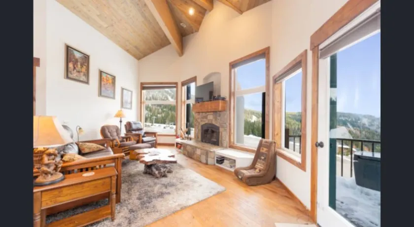 Children-friendly pleasant apartment with private pool & terrace | Next to the ski - Image 1
