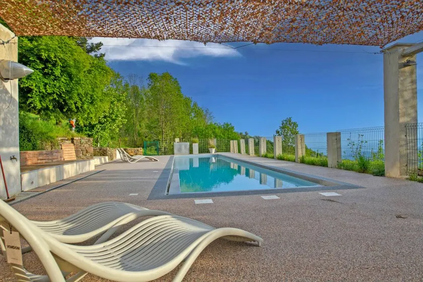 Family-oriented lovely holiday home with private pool, barbeque & sauna | Mountain view | Pets allowed - Image 1