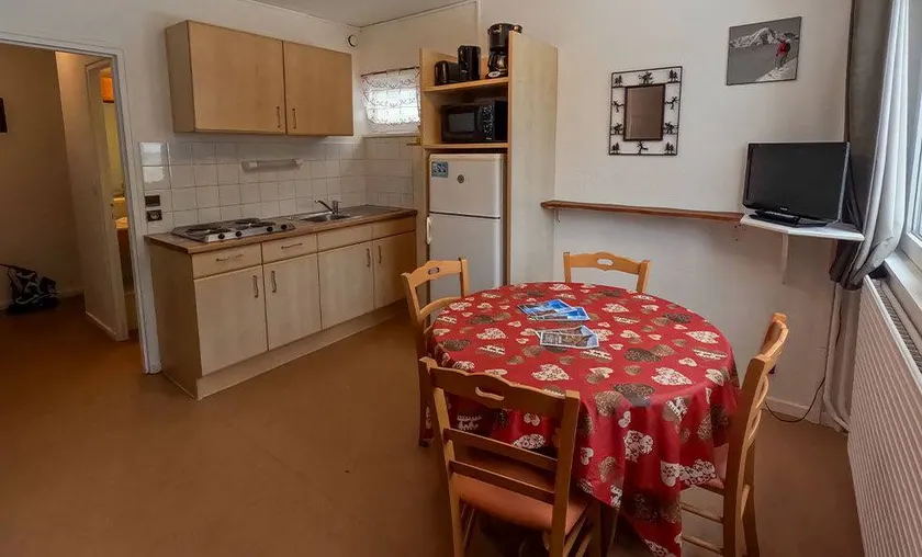 Wohnung mit Grill und Pool - Image 1