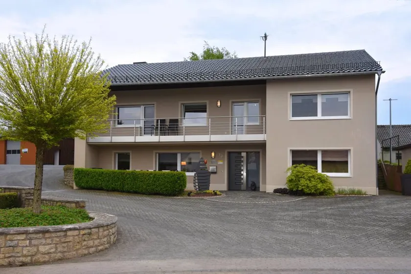 Wohnung mit Terrasse, Garten und Grill - Image 1