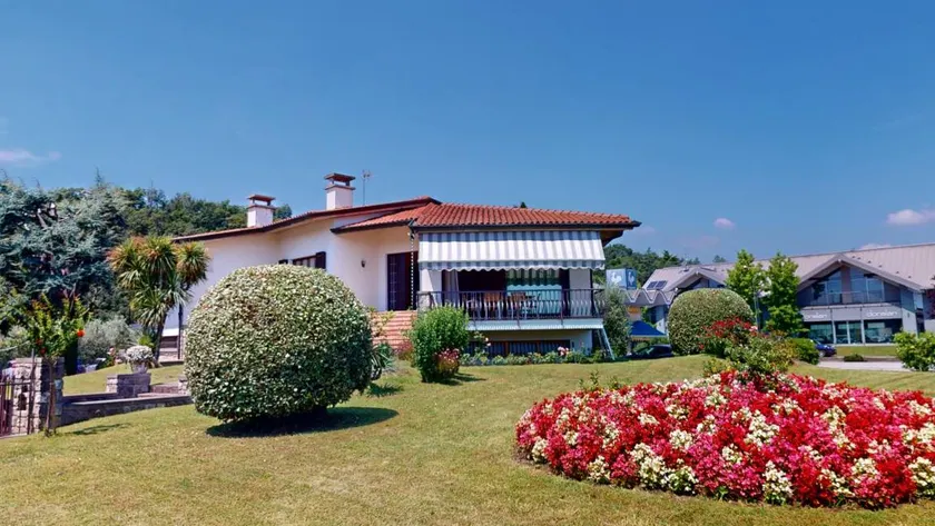 Villa Fiorita with olive groove a Puegnago - BGL - Image 1