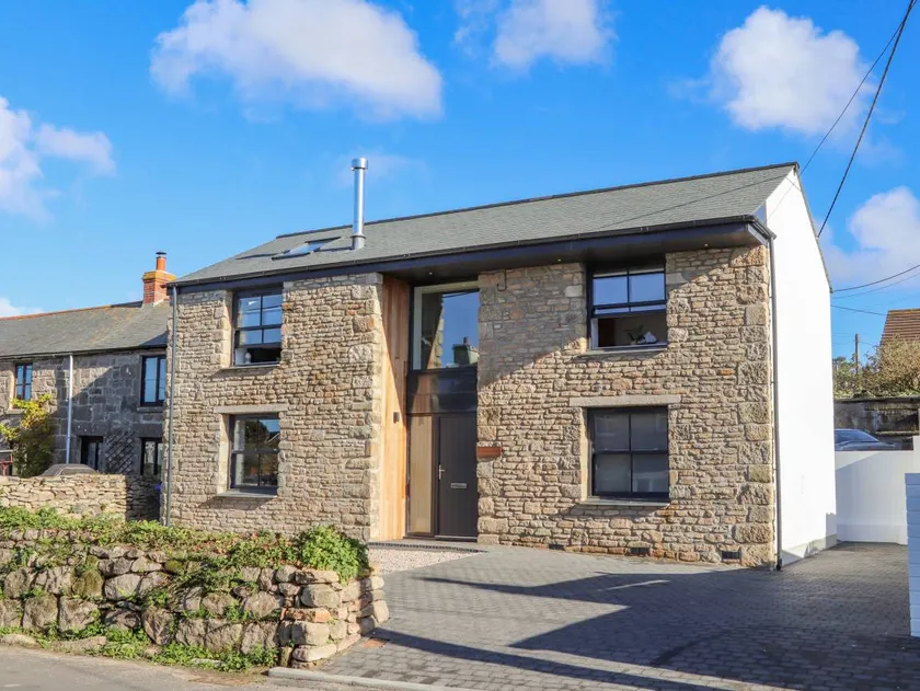 Child-friendly charming cottage with garden | Beach view | Pets are welcome - Image 1