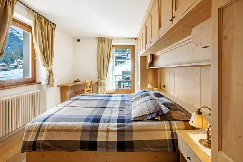 Fully equipped flat with terrace & garden | River view | Ski nearby | Suitable for remote work - Image 1