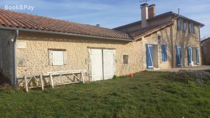 Child-friendly holiday home with terrace & barbecue | Panoramic view | Pets allowed - Image 1