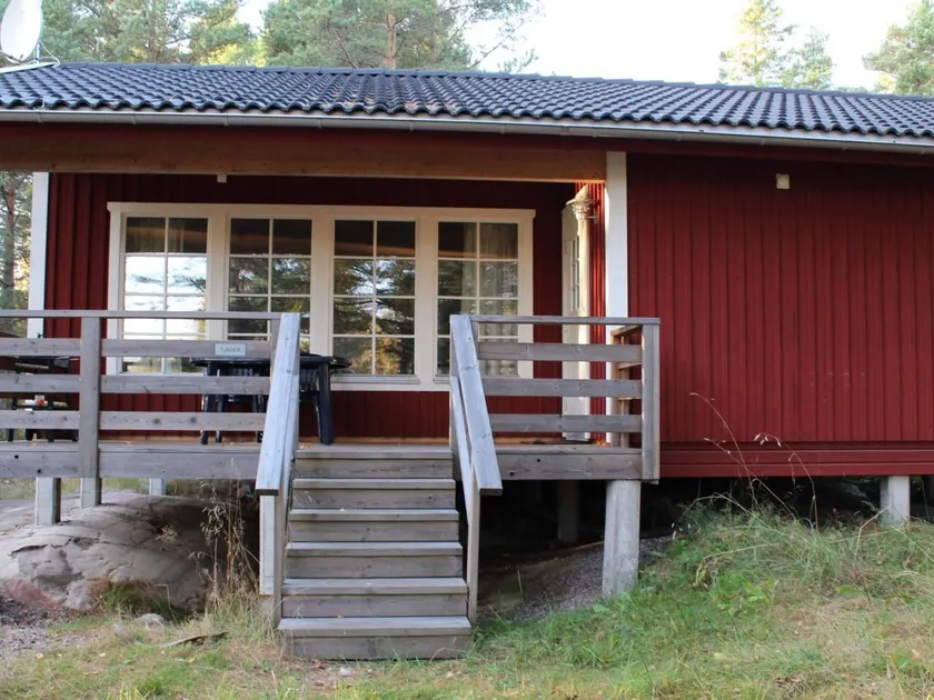 Holiday home with terrace - Image 1